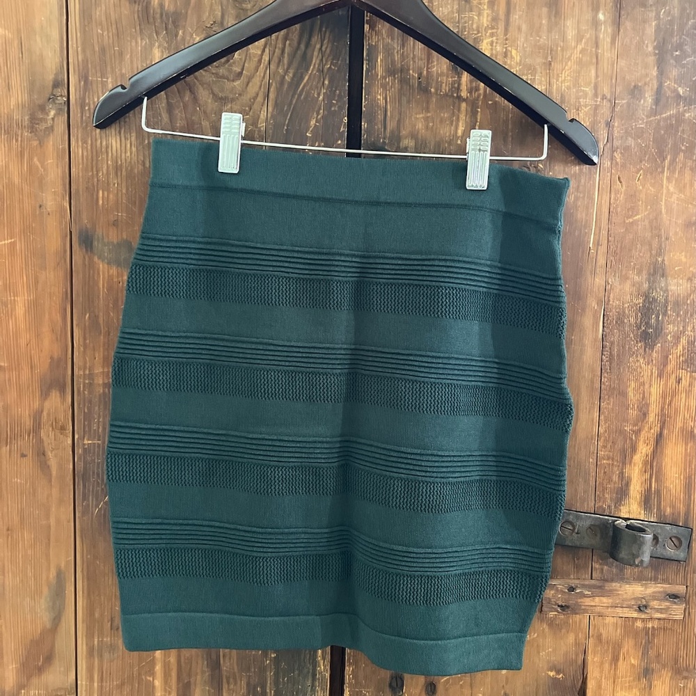 Rehab Ribbed Mini-Skirt Medium Green